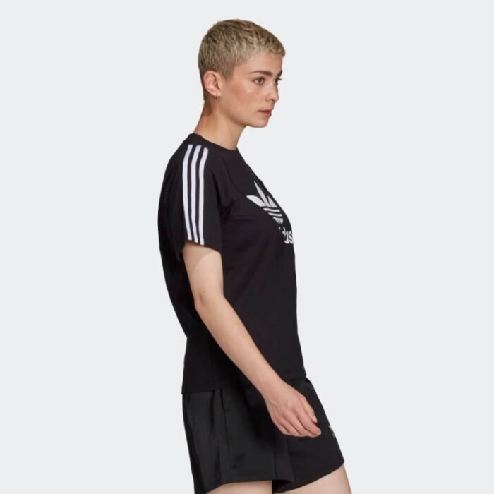 ⁦بلوزه وتيشيرت ادي كولور سبليت بشعار الماركة من اديداس للنساء لون أسود Adidas ADICOLOR SPLIT TREFOIL T-Shirts⁩ - الصورة ⁦8⁩