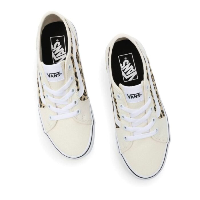 ⁦Vans Women's Filmore Decon Shoes - حذاء فانز فيلمور ديكون للنساء لون أبيض⁩ - الصورة ⁦2⁩