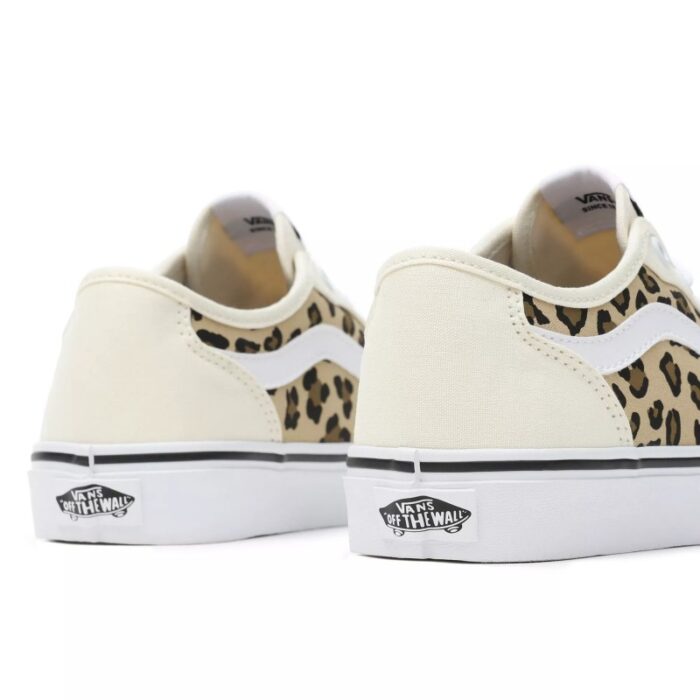 ⁦Vans Women's Filmore Decon Shoes - حذاء فانز فيلمور ديكون للنساء لون أبيض⁩ - الصورة ⁦5⁩