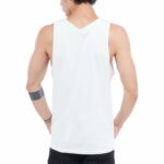 ⁦Vans Men's Classic Tank - تيشيرت فانز حفر بدون اكمام كلاسيك للرجال لون أبيض⁩ - الصورة ⁦2⁩