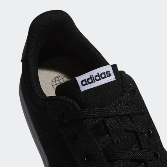 ⁦adidas Womens' Vulc Raid3r Skateboarding Shoes - Black- حذاء اديداس فلوك ريد 3 ار للنساء لون أسود ونعل أبيض⁩ - الصورة ⁦4⁩