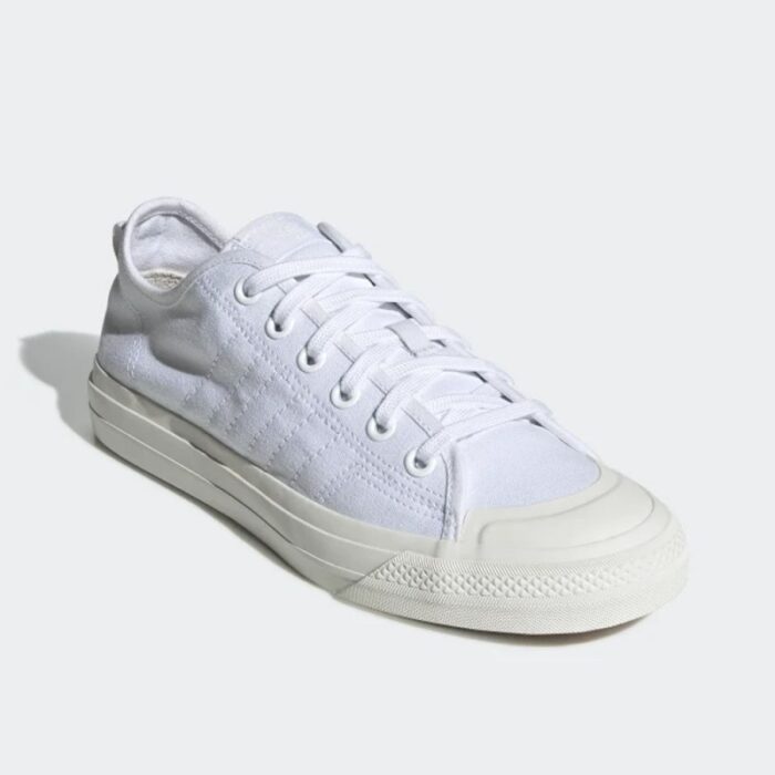 ⁦adidas Nizza RF Shoes - White- حذاء اديداس نيزا ار اف للجنسين لون أبيض⁩ - الصورة ⁦4⁩