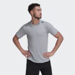 ⁦adidas Designed for Training Workout Tee - Grey⁩ - الصورة ⁦3⁩