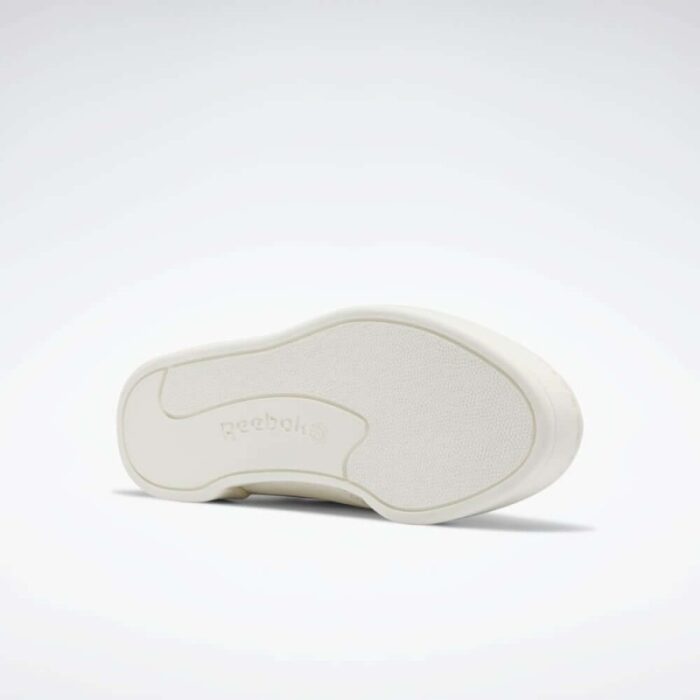 ⁦حذاء ريبوك كلوب سي كلن للنساء لون طحيني - Reebok Women's Club C Clean Shoes⁩ - الصورة ⁦3⁩