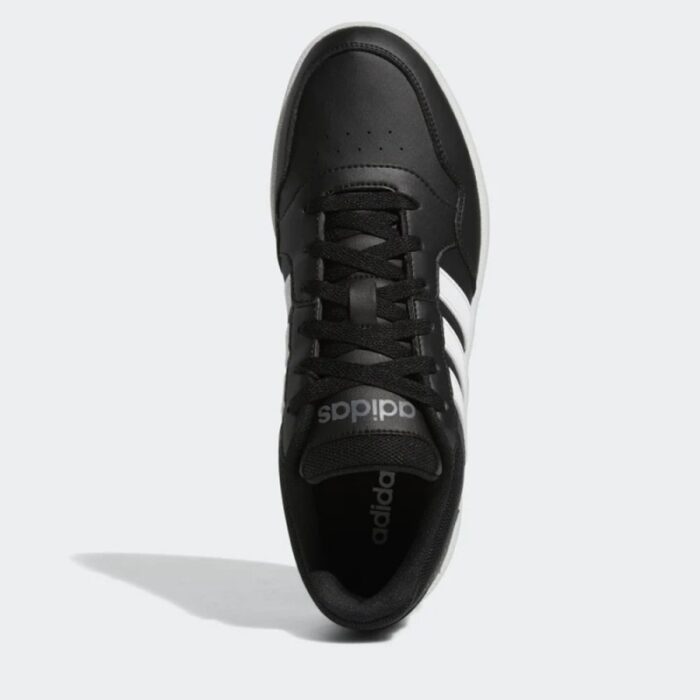⁦adidas Mens' Hoops 3.0 Low Classic Vintage Shoes - حذاء اديداس هوبس 3.0 لو كلاسيك للرجال لون اسود ونعل ابيض⁩ - الصورة ⁦2⁩