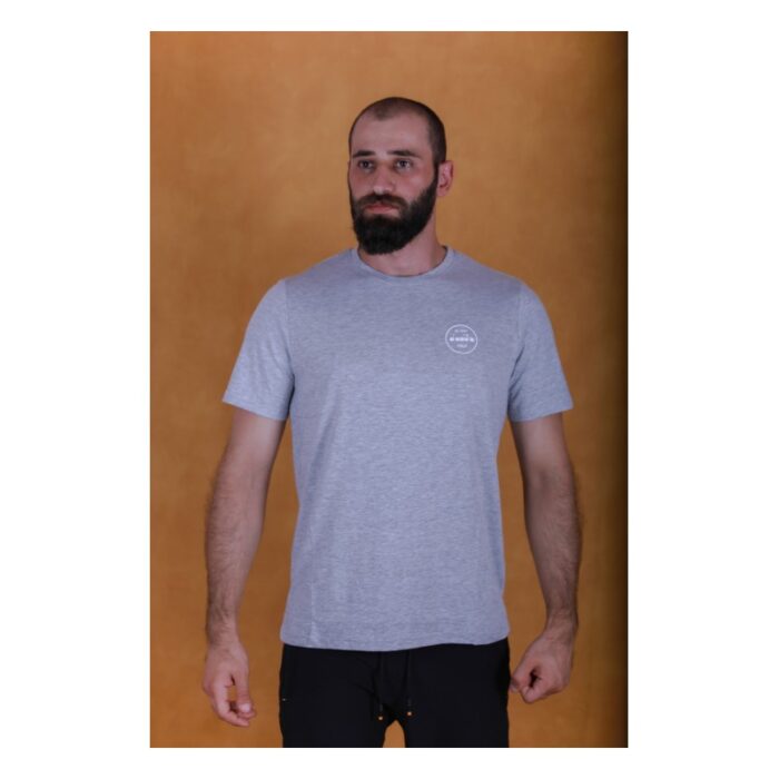 ⁦تيشيرت ديادورا بطباعة غرافيك للرجال لون سكني - Diadora Men's CTN T-Shirt⁩ - الصورة ⁦2⁩