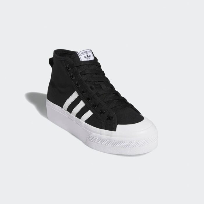 ⁦adidas Women's Nizza Platform Mid Shoes - Black- حذاء اديداس نيزا بلاتقوم ميد للنساء لون أسود⁩ - الصورة ⁦8⁩
