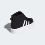 ⁦adidas Women's Nizza Platform Mid Shoes - Black- حذاء اديداس نيزا بلاتقوم ميد للنساء لون أسود⁩ - الصورة ⁦9⁩