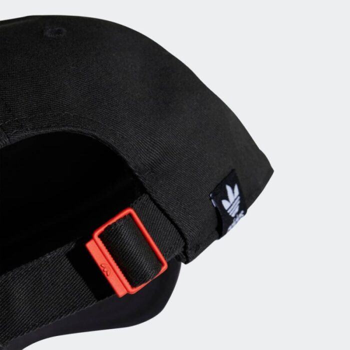 ⁦adidas Kids' Lifestyle Disney Mickey Baseball Cap - Black⁩ - الصورة ⁦4⁩