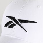⁦Reebok United By Fitness Baseball Hat طاقية ريبوك يونيتد باي فيتنس للجنسين لون أبيض⁩ - الصورة ⁦5⁩