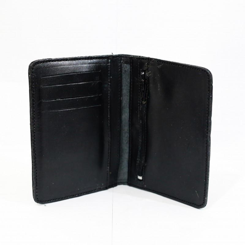 ⁦محفظة جيب شبابية جلدية من IRON⁩ - الصورة ⁦1⁩