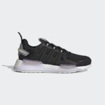 ⁦adidas Womens' NMD_V3 Shoes - Black- حذاء ايداس ان ام دي في 3 للنساء لون أسود ونعل أبيض⁩ - الصورة ⁦2⁩