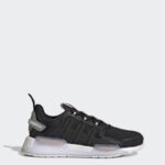 ⁦adidas Womens' NMD_V3 Shoes - Black- حذاء ايداس ان ام دي في 3 للنساء لون أسود ونعل أبيض⁩ - الصورة ⁦3⁩