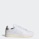 ⁦adidas Women's Advantage Shoes - White - حذاء اديداس ادفانتج للنساء لون أبيض⁩ - الصورة ⁦3⁩