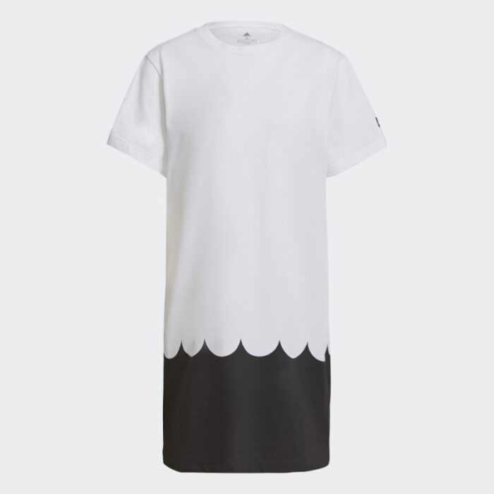 ⁦فستان نمط تيشيرت بشعار الماركة من اديداس للنساء لون أبيض وأسود Adidas Women's Sportswear Marimekko Dress⁩ - الصورة ⁦2⁩