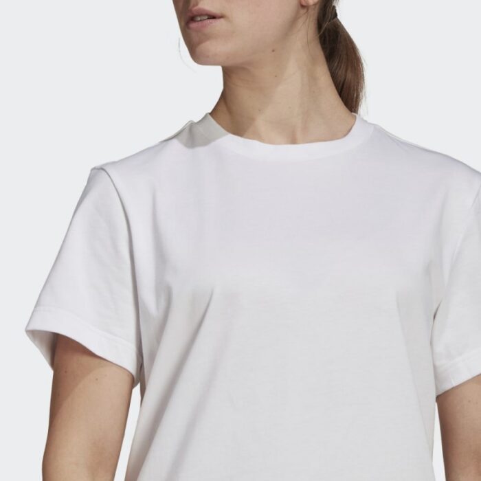 ⁦فستان نمط تيشيرت بشعار الماركة من اديداس للنساء لون أبيض وأسود Adidas Women's Sportswear Marimekko Dress⁩ - الصورة ⁦9⁩