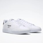 ⁦Reebok Unisex Royal Complete Sport Shoes- حذاء ريبوك رويال كومبليت للجنسين لون أبيض وأسود ونعل أبيض⁩ - الصورة ⁦3⁩