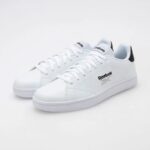 ⁦Reebok Unisex Royal Complete Sport Shoes- حذاء ريبوك رويال كومبليت للجنسين لون أبيض وأسود ونعل أبيض⁩ - الصورة ⁦6⁩