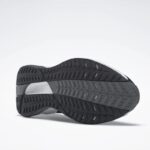 ⁦Reebok Women's Floatride Energy 4 Shoes - Black - حذاء ريبوك فلوترايد اينرجي 4 للنساء لون أسود⁩ - الصورة ⁦4⁩