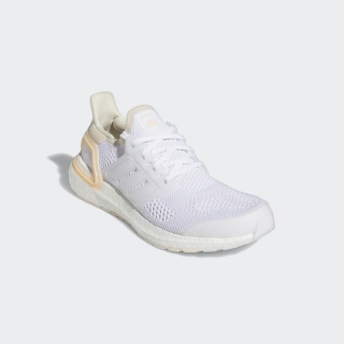 ⁦adidas Women's Ultraboost 19.5 DNA Shoes - White - حذاء اديداس الترا بوست 19.5 دي ان ايه للنساء لون أبيض⁩ - الصورة ⁦7⁩