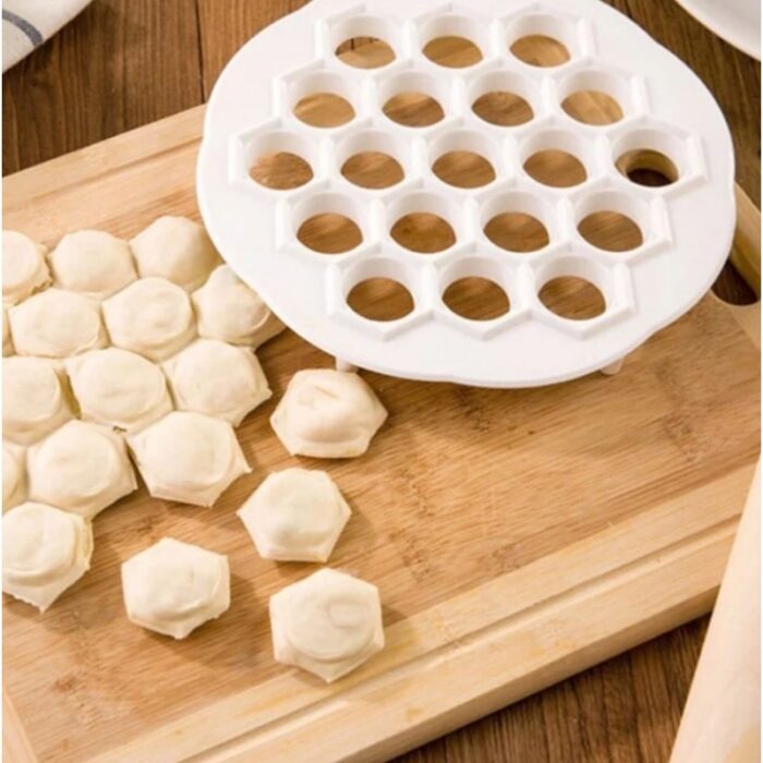 10314584_67db5ed837b9a قطاعة ششبرك بلاستيك - الصورة 1