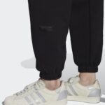 ⁦بنطلون رياضي كاجوال من اديداس للنساء لون أسود Adidas TREFOIL LINEAR SWEAT PANTS⁩ - الصورة ⁦9⁩