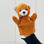 ⁦دمية مسرح يد على شكل دب بني⁩ - الصورة ⁦7⁩