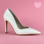 كعب عالي انيق للسيدات لون أبيض