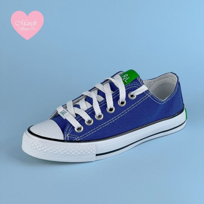 10315243_67db60db4cbc3 حذاء سبورت للصبايا لون كحلي - الصورة 1