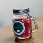 ⁦شمعة كاسة مع مسكة غطاء سيلفر⁩ - الصورة ⁦2⁩