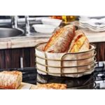 ⁦سلة خبز وديكور بيضاوي ذهبي مع قماش أبيض⁩ - الصورة ⁦2⁩