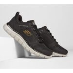 ⁦Skechers Men's Track - Knockhill Shoes - حذاء سكيتشرز تراك - نوك هيل للرجال لون اسود ونعل ابيض⁩ - الصورة ⁦2⁩