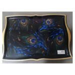 ⁦صينية تقديم بلاستيك وزجاج بتصميم طاووس حجم 47×32سم⁩ - الصورة ⁦3⁩