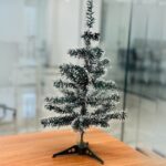 ⁦شجرة كريسماس صغيرة قياس 60*35 سم⁩ - الصورة ⁦3⁩