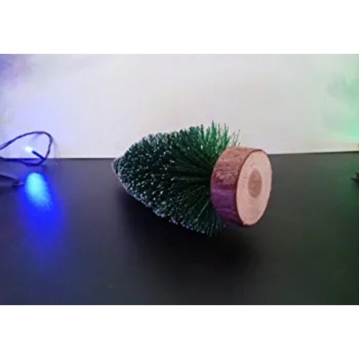 ⁦شجرة لون أخضر و أبيض⁩ - الصورة ⁦2⁩