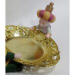 ⁦فنانيس مع صحن⁩ - الصورة ⁦2⁩