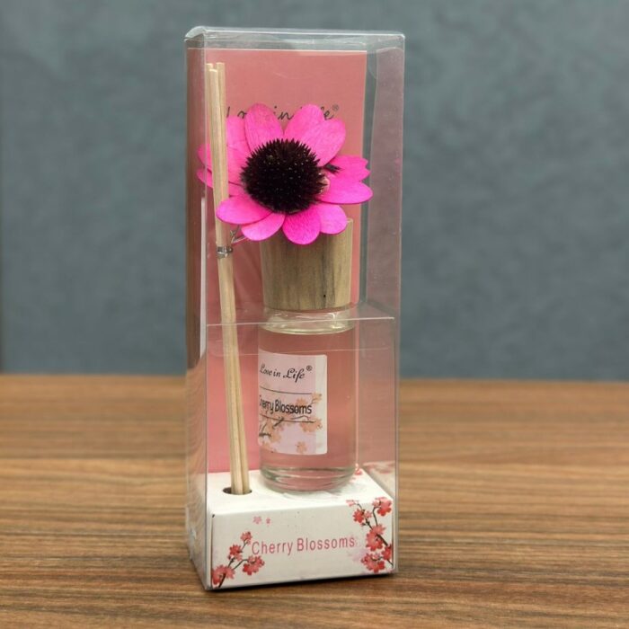 ⁦معطر مع عيدان ووردة CHERRY BLOSSOM⁩ - الصورة ⁦4⁩