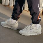 ⁦Reebok CLASSIC LEATHER⁩ - الصورة ⁦2⁩