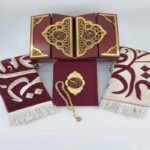 باكيج خشب اركت مزخرف قران كريم مع سجادة ومسبحة