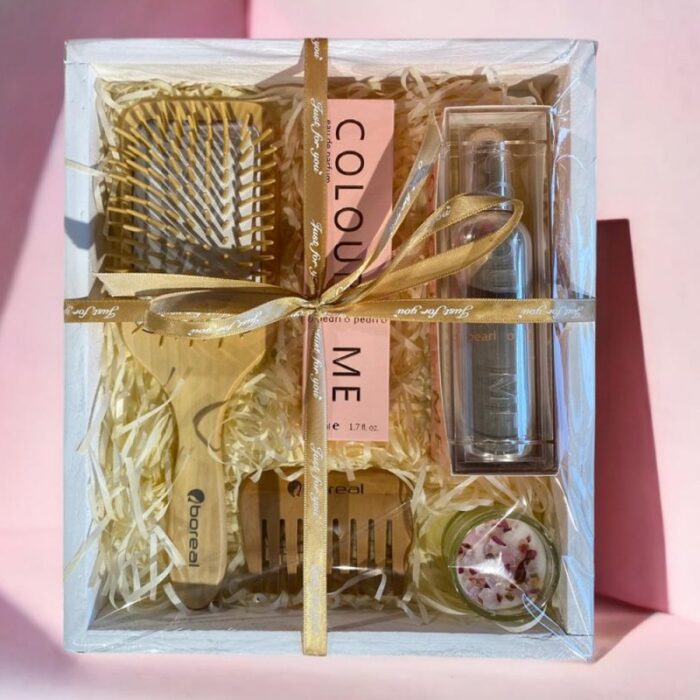 ⁦باكيج عطر colour me pearl 100 ml+عطر colour me pearl 50 ml+شمعة فواحة +مشط خشبي كبير boreal إيطالي +مشط خشبي صغير boreal إيطالي⁩ - الصورة ⁦2⁩