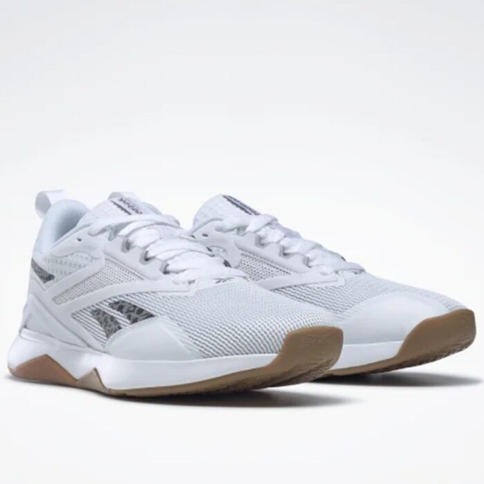 ⁦حذاء ريبوك نانو فلكس تي ار في 2 للنساء لون أبيض-Reebok Women's Nanoflex TR V2 Training Shoes White⁩ - الصورة ⁦2⁩