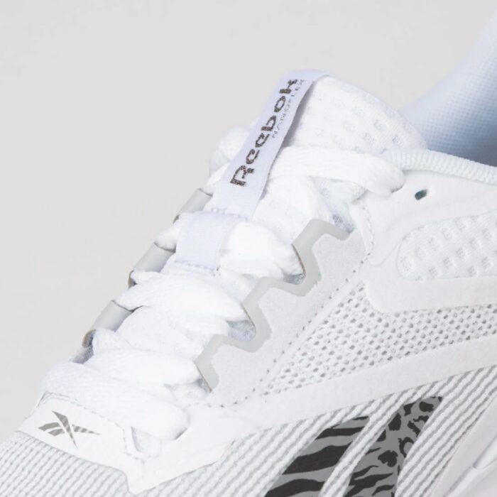 ⁦حذاء ريبوك نانو فلكس تي ار في 2 للنساء لون أبيض-Reebok Women's Nanoflex TR V2 Training Shoes White⁩ - الصورة ⁦15⁩