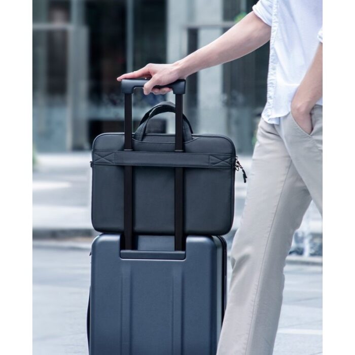 ⁦حقيبة/شنتة يد للكمبيوتر من Baseus⁩ - الصورة ⁦5⁩