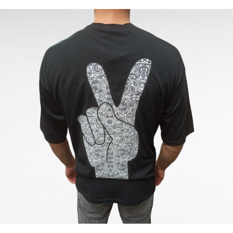 ⁦T-SHIRT تيشيرت اوفر سايز شبابي لون اسود⁩ - الصورة ⁦1⁩