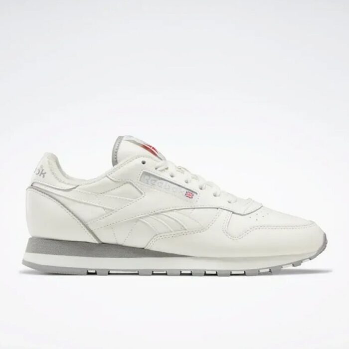 10319402_67db6e09427d1 Reebok Classic Leather 1983 Vintage Classics Men Off white Sport Shoe - الصورة 1