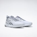 ⁦Reebok Mens' Flexagon Force 4 Shoes Cold Grey- حذاء ريبوك فليكساجون فورس 4 للرجال لون رمادي⁩ - الصورة ⁦2⁩