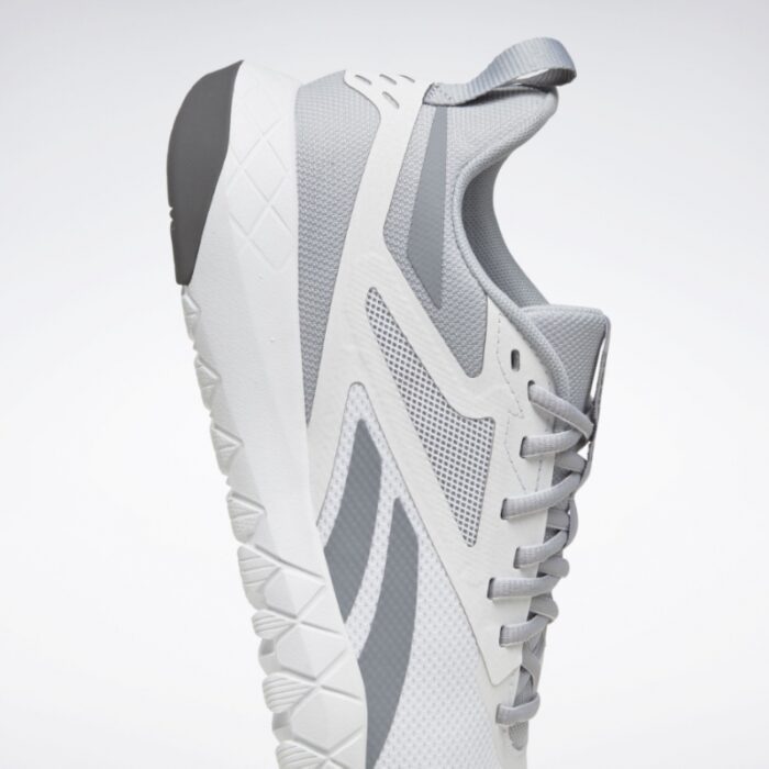 ⁦Reebok Mens' Flexagon Force 4 Shoes Cold Grey- حذاء ريبوك فليكساجون فورس 4 للرجال لون رمادي⁩ - الصورة ⁦6⁩