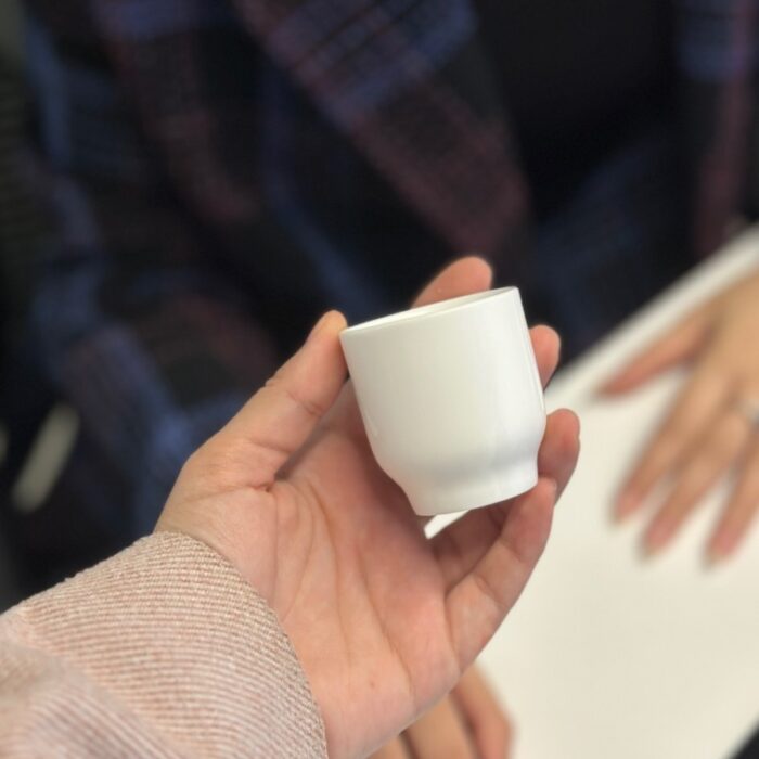 ⁦فنجان/سوسرية بورسلان 5*5*5⁩ - الصورة ⁦4⁩