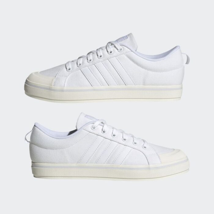 10319618_67db6eb7820e1 adidas BRAVADA 2.0 LIFESTYLE SKATEBOARDING CANVAS SHOES حذاء سبورت للرجال لون ابيض - الصورة 1