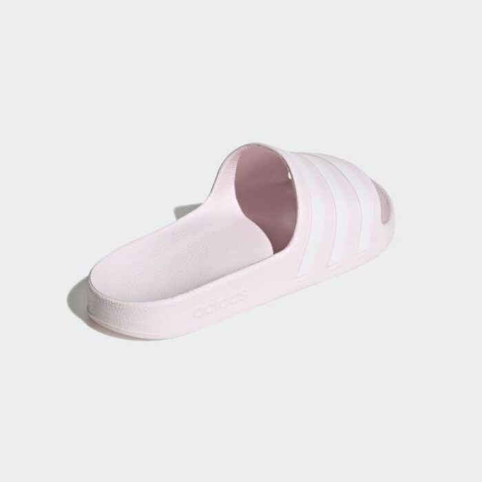 ⁦adidas Womens' Adilette Aqua Slides - Pink شبشب اديداس ادليت اكوا  للنساء لون زهري⁩ - الصورة ⁦9⁩